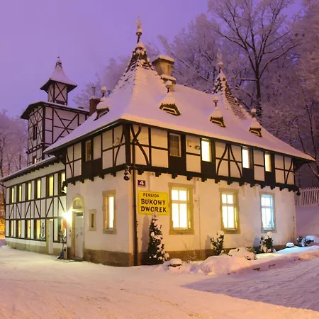 Bed & Breakfast Bukowy Dworek