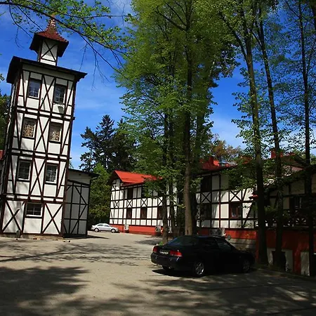 Bukowy Dworek 3*