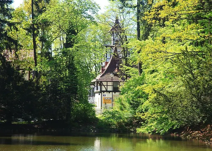 Bukowy Dworek 3* Szczawno-Zdroj